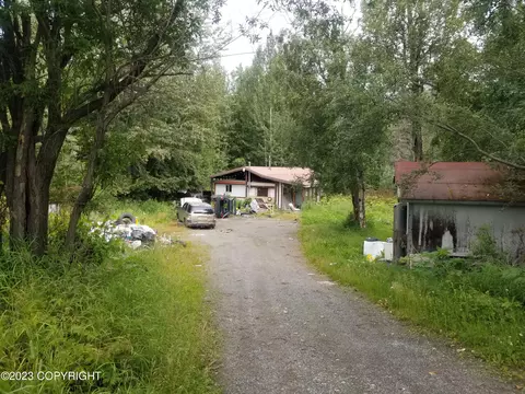 5301 N Vega Cir, Palmer, AK 99645
