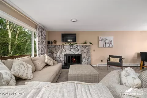 3640 Amber Bay Loop, Anchorage, AK 99515 photo 5