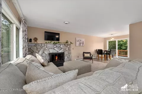 3640 Amber Bay Loop, Anchorage, AK 99515 photo 6