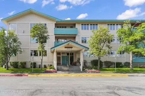 836 M St # 301, Anchorage, AK 99501