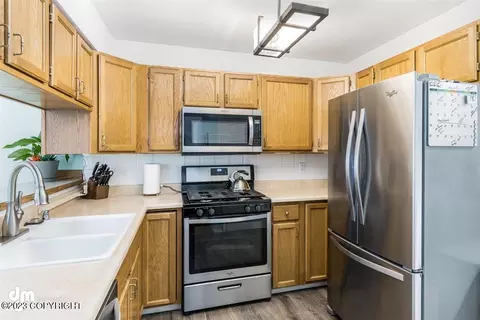 17550 Beaujolais Dr, Eagle River, AK 99577 photo 9