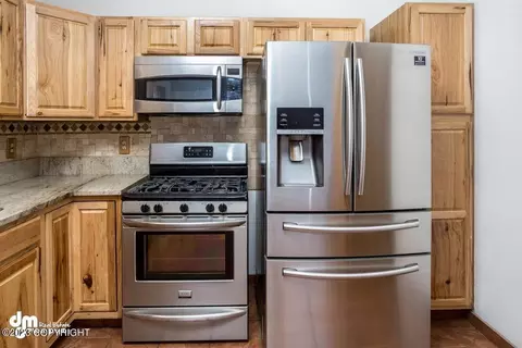 9010 Andy Cir, Eagle River, AK 99577 photo 12