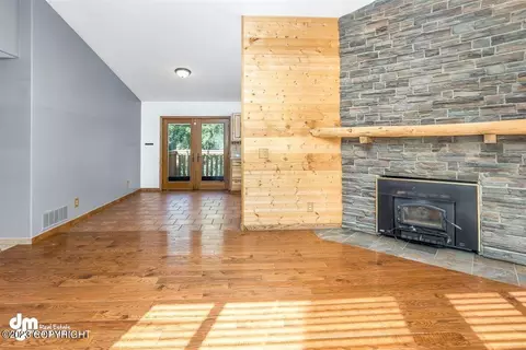 9010 Andy Cir, Eagle River, AK 99577 photo 6