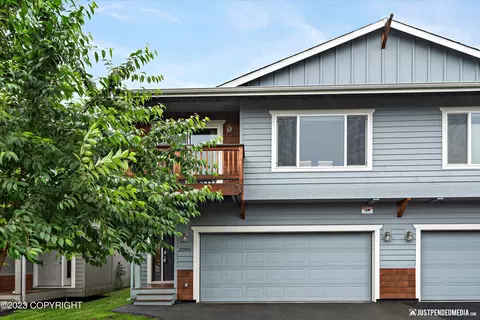 2960 Qin Ct # 3, Anchorage, AK 99507