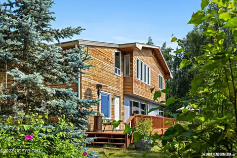 12336 Armstrong Rd, Houston, AK 99694