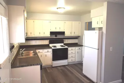 3506 E 18th Ave, Anchorage, AK 99508 photo 6