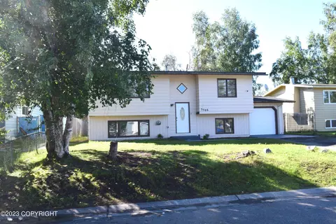 3506 E 18th Ave, Anchorage, AK 99508
