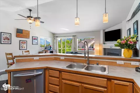 20435 Icefall Dr, Eagle River, AK 99577 photo 12