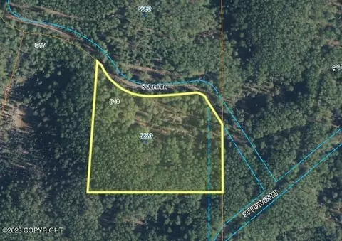 5620 S Jami Ln, Big Lake, AK 99652