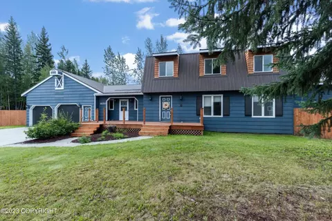 1630 Washington Dr, Fairbanks, AK 99709