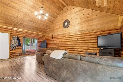 22157 E Grand Ave, Sutton, AK 99674 photo 5