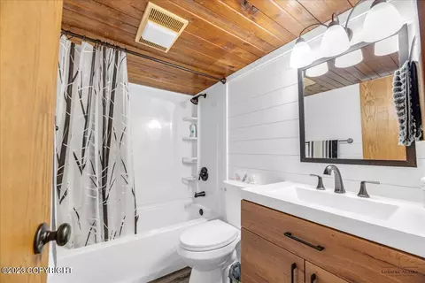 22157 E Grand Ave, Sutton, AK 99674 photo 7