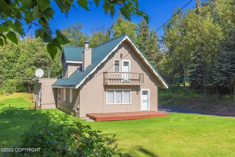 3360 N Calder Rd, Wasilla, AK 99654
