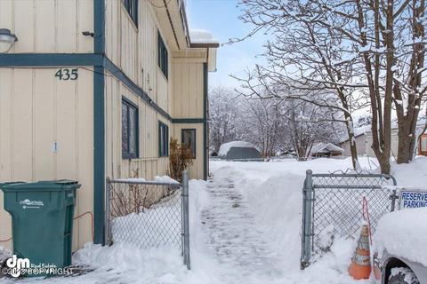 435 Pine St, Anchorage, AK 99508 photo 5