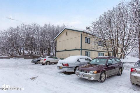 435 Pine St, Anchorage, AK 99508 photo 3