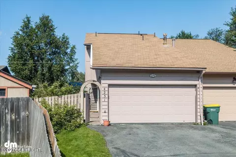 4251 Bridle Cir, Anchorage, AK 99517