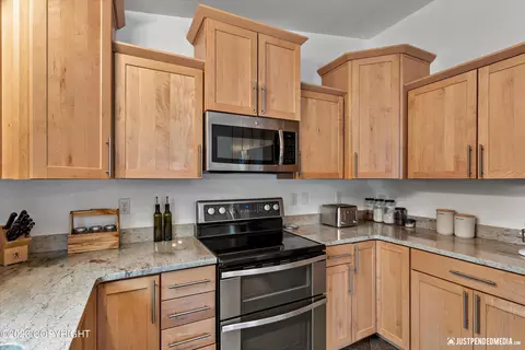 3260 Rosalind Loop, Anchorage, AK 99507 photo 8