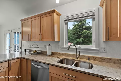 3260 Rosalind Loop, Anchorage, AK 99507 photo 9
