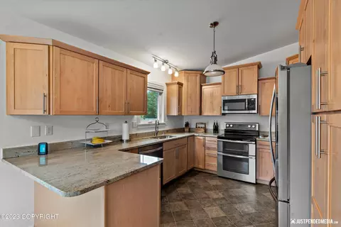 3260 Rosalind Loop, Anchorage, AK 99507 photo 7