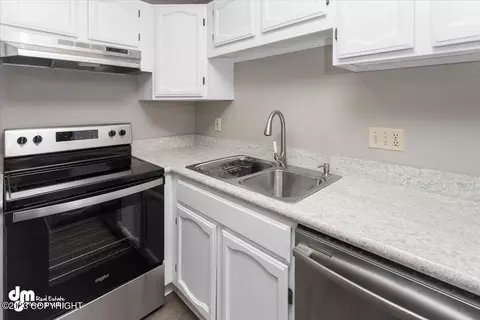 1101 Friendly Ln, Anchorage, AK 99504 photo 6