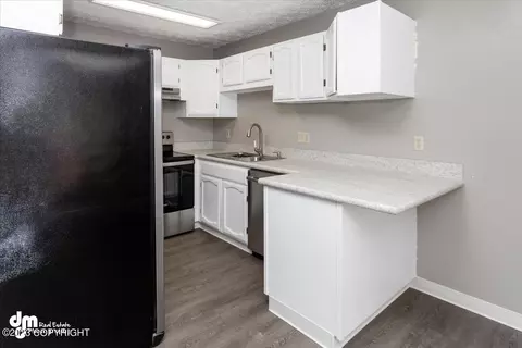 1101 Friendly Ln, Anchorage, AK 99504 photo 7