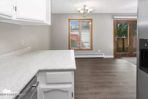 1101 Friendly Ln, Anchorage, AK 99504 photo 8