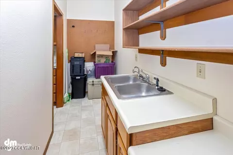 1101 Friendly Ln, Anchorage, AK 99504 photo 31