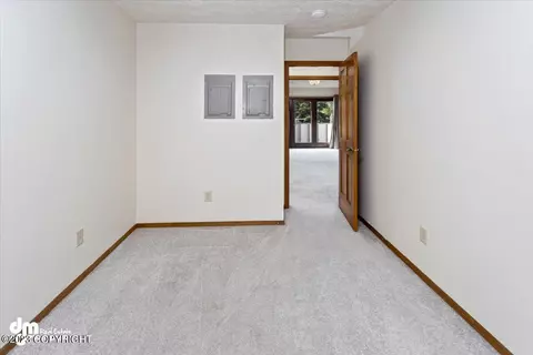 1101 Friendly Ln, Anchorage, AK 99504 photo 54