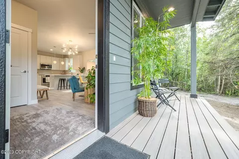 17773 S Birchwood Loop Rd, Chugiak, AK 99567