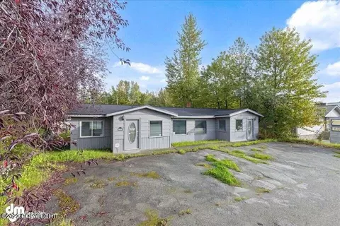 611 W Tudor Rd, Anchorage, AK 99503