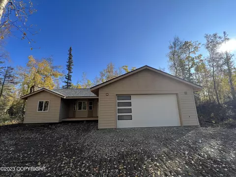 8011 N Mohawk St, Palmer, AK 99645