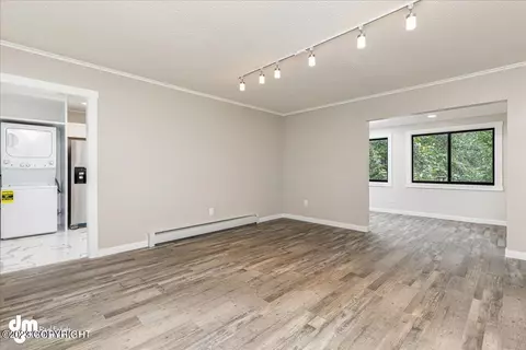 3002 Doris St, Anchorage, AK 99517 photo 8