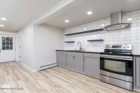 3002 Doris St, Anchorage, AK 99517 photo 25