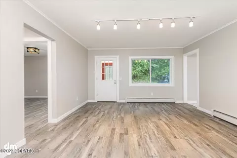 3002 Doris St, Anchorage, AK 99517 photo 4