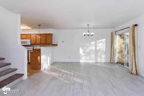 6670 Whispering Loop # B, Anchorage, AK 99504 photo 19
