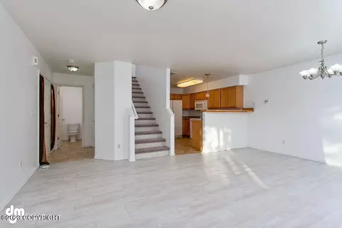 6670 Whispering Loop # B, Anchorage, AK 99504 photo 5