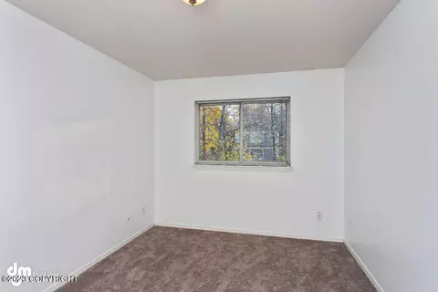 6670 Whispering Loop # B, Anchorage, AK 99504 photo 17