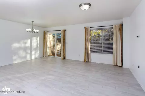 6670 Whispering Loop # B, Anchorage, AK 99504 photo 6