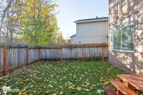 6670 Whispering Loop # B, Anchorage, AK 99504 photo 32
