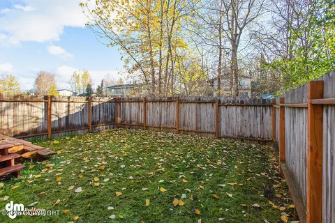 6670 Whispering Loop # B, Anchorage, AK 99504 photo 30