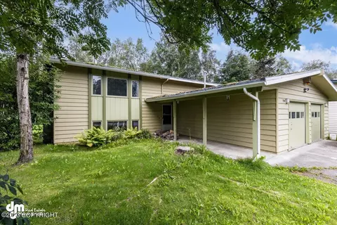 3338 Wesleyan Dr, Anchorage, AK 99508