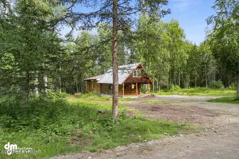 7001 Highcrest Ln, Wasilla, AK 99654
