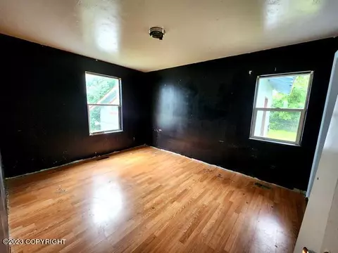 3941 E 9th Ave, Anchorage, AK 99508 photo 10