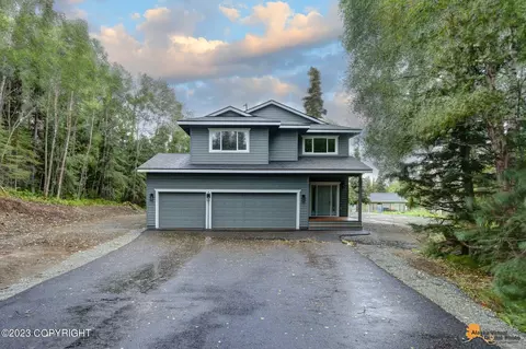 11490 Hillside Dr, Anchorage, AK 99507