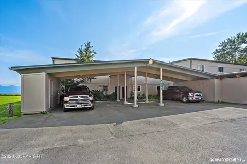 5416 W Dimond Blvd # C-14, Anchorage, AK 99515