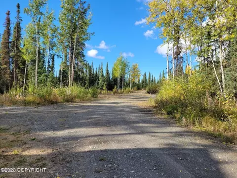 35274 Glacier Ave, Sterling, AK 99672