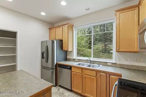 20101 Riverside Dr, Eagle River, AK 99577 photo 10
