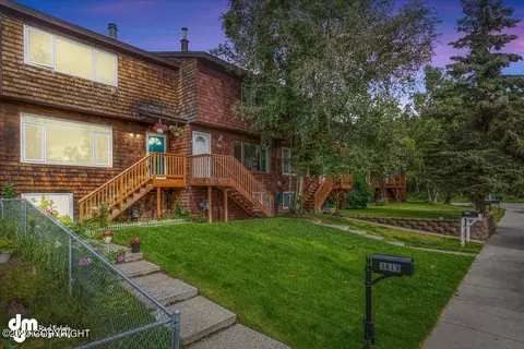 3819 Telequana Dr, Anchorage, AK 99517