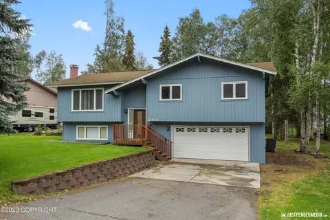 17408 Kahiltna Dr, Eagle River, AK 99577