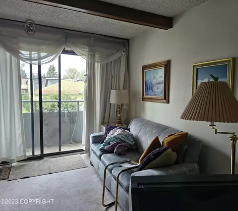 2201 Romig Pl # 209, Anchorage, AK 99503